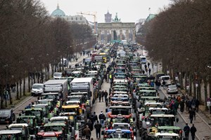 Sức ép biểu tình buộc chính phủ Đức nhượng bộ về chính sách nông nghiệp (Ngày 17/1/2024)